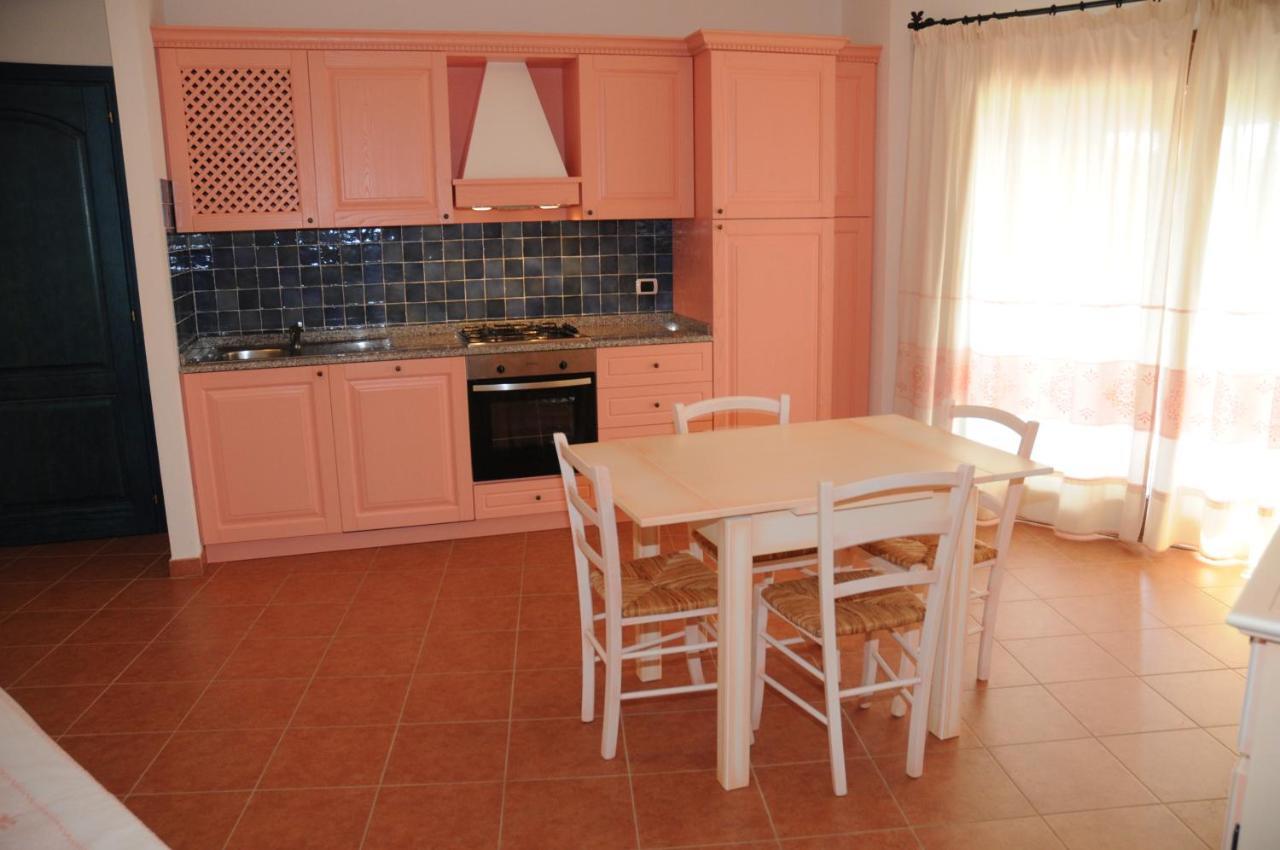 Il Borgo Di Punta Marana Apartment Golfo Aranci Exterior photo