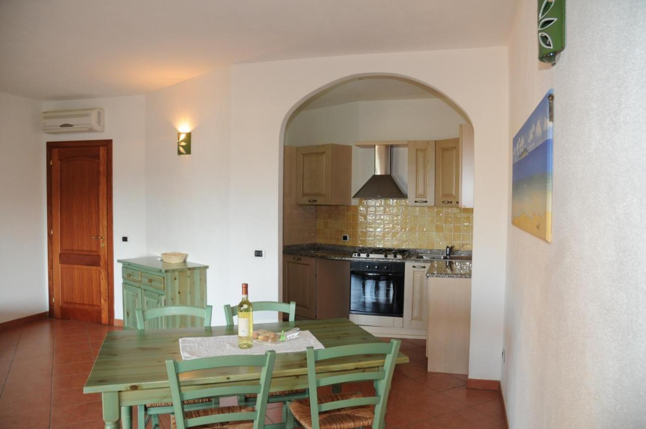 Il Borgo Di Punta Marana Apartment Golfo Aranci Exterior photo